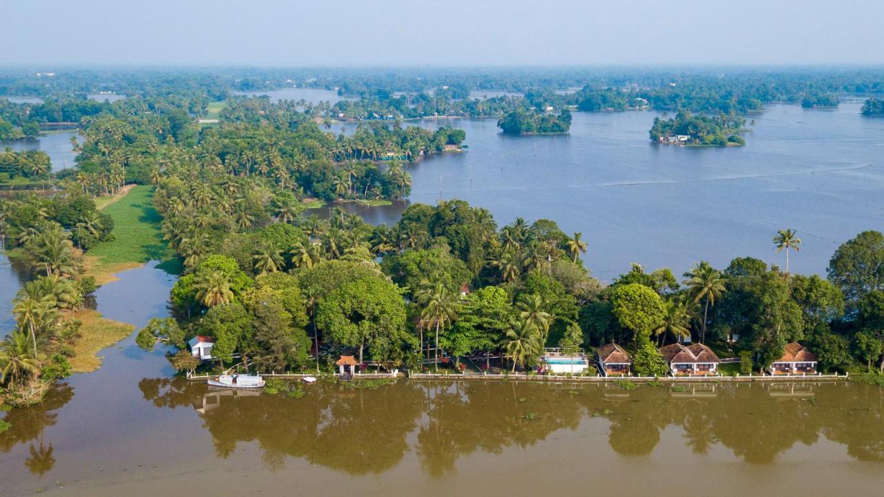 Warmth Lake Haven Alappuzha ภายนอก รูปภาพ